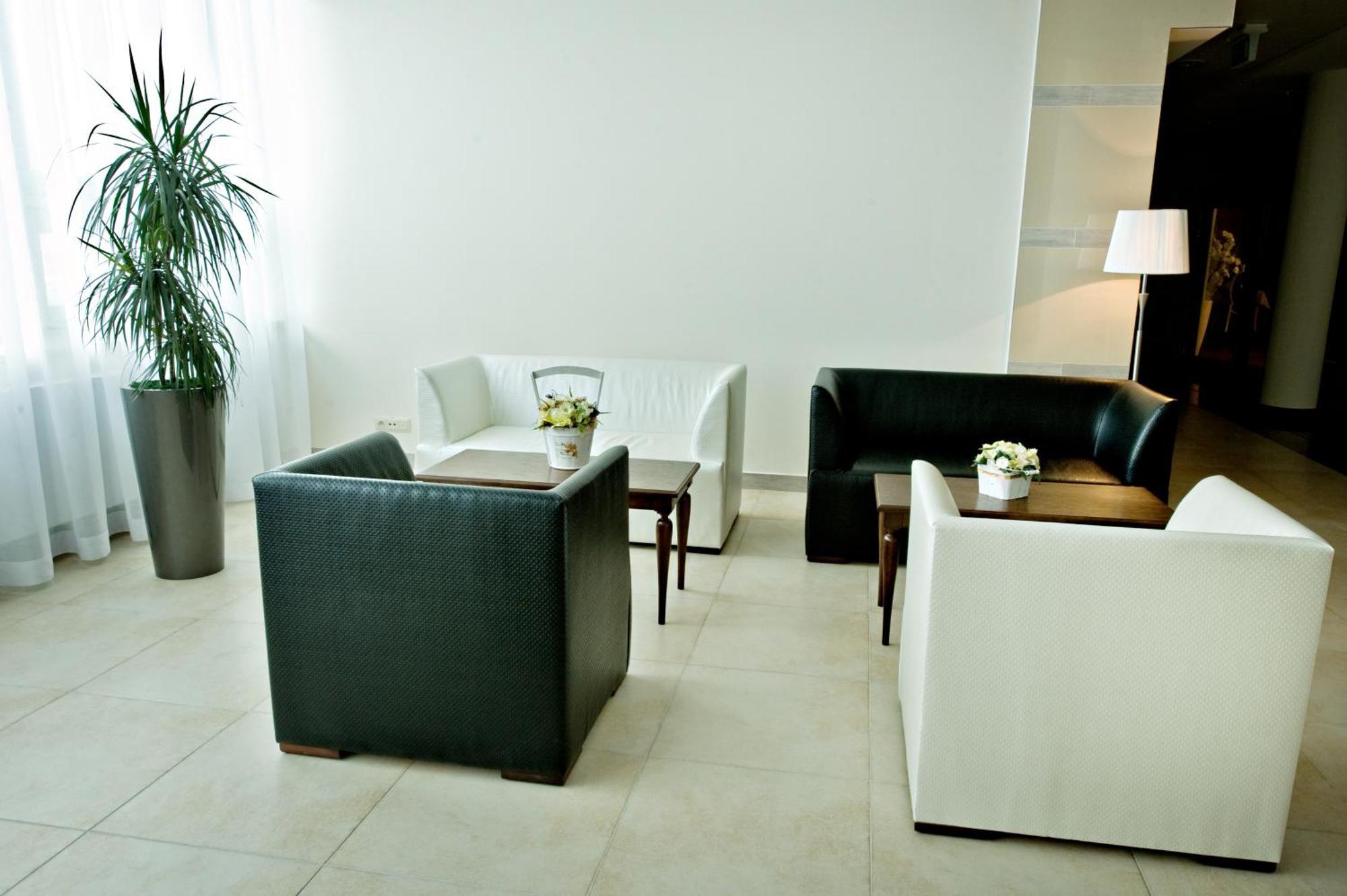Hotel Prezydencki 3-Star Rzeszów Exteriér fotografie