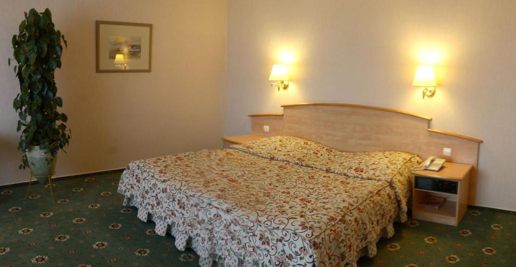 Hotel Prezydencki 3-Star Rzeszów Pokoj fotografie
