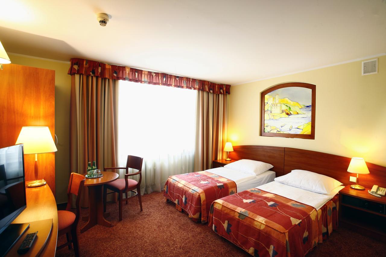 Hotel Prezydencki 3-Star Rzeszów Exteriér fotografie